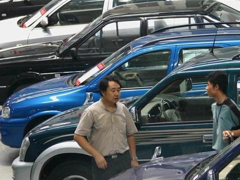 买车不等“金九银十”，4S店销售：这3个时间段买车，赔钱都卖！