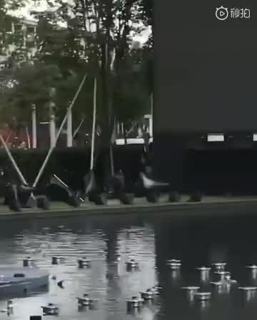 汽车视频：古天乐代言凯迪拉克XT6