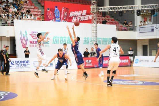 武汉多特篮球俱乐部卫冕2019武汉篮球城市超级联赛总冠军