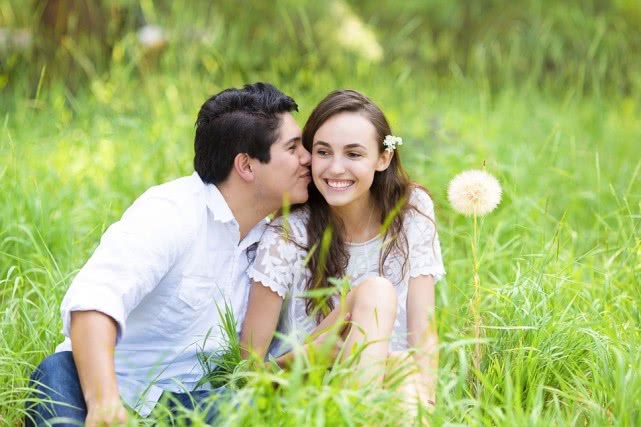 男女互相喜欢能感觉到吗 互有好感的表现有哪些