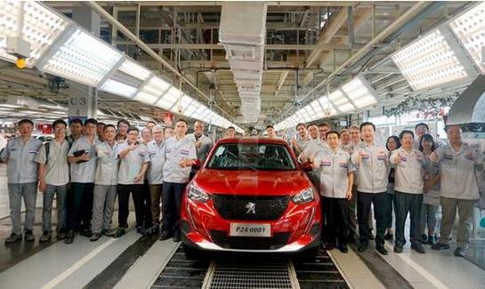 搭载1.2T+8AT 这款全新标致SUV正式下线 能否让法系翻身