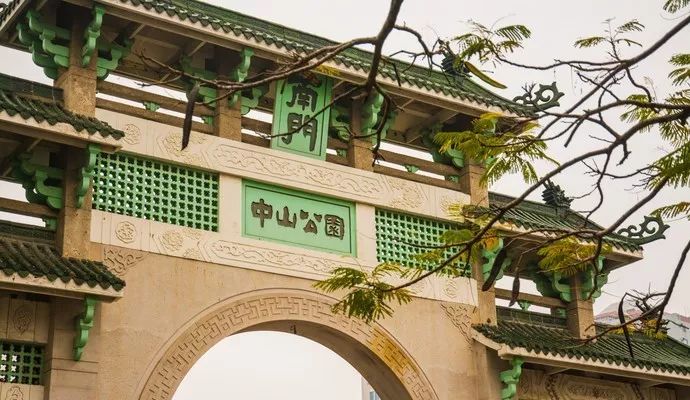厦门这条海景地铁！美哭了！