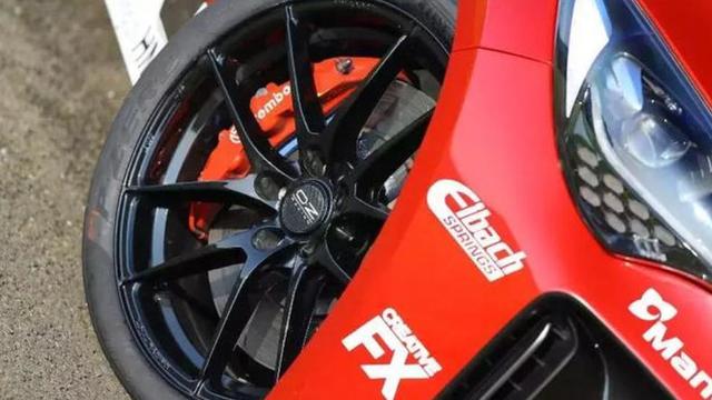 起亚斯汀格GT420,3.3T玩转漂移