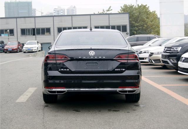 动力完胜奥迪A6L,现跌至27万,买高性价比中大型豪车推荐这款