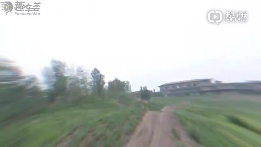 高优惠低油耗！到了烂路也能撒欢？试驾奥迪Q5L