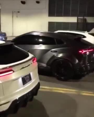 汽车视频：三辆宽体兰博基尼urus