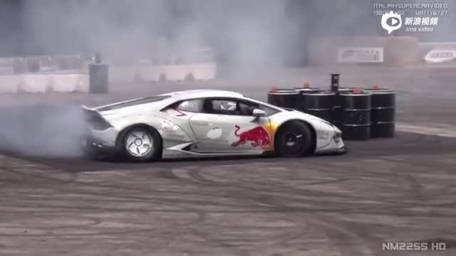 800马力兰博基尼Huracan疯狂赛道漂移