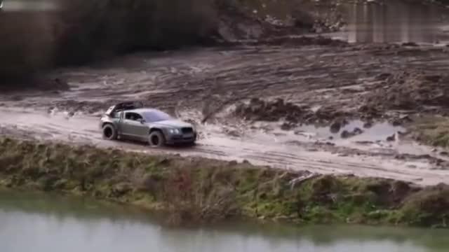 二手豪华跑车改成拉力越野小SUV！这辆宾利欧陆GT，超有型！