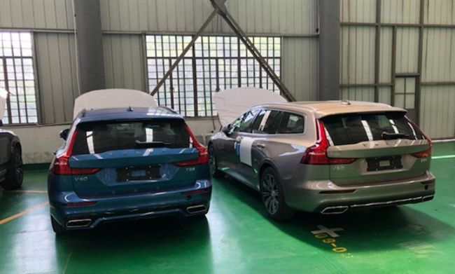 新款沃尔沃V60到店,T5动力+2米8轴距,高颜值“瓦罐”要来了!