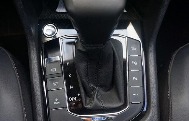 百公里油耗1.9L,综合续航862公里,途观L插混动了谁的蛋糕?