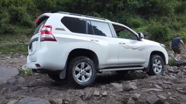 普拉多自驾穿越 老掌沟一日游片段