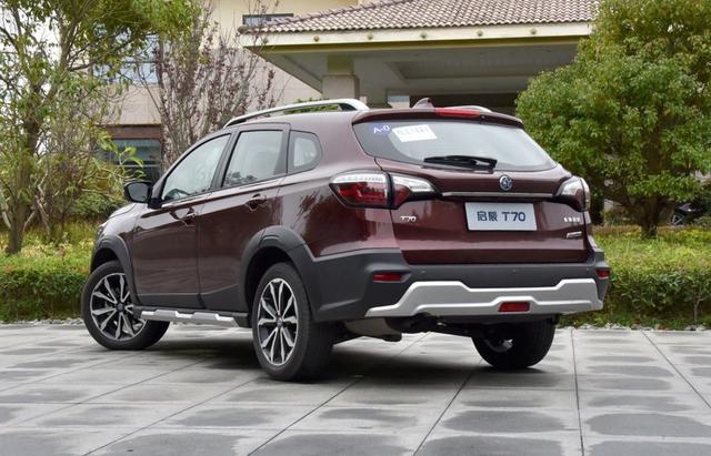 独立后悬,主打2.0L+CVT,这款合资血统SUV顶配12万