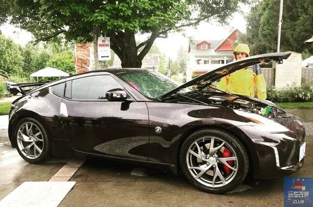 一辆“虽不出名”“厚积薄发”的小号GTR!日产Nissan 370Z!