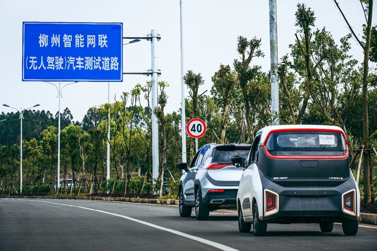 华为抢先发布5G手机后,哪家自主品牌将成为汽车界的华为?