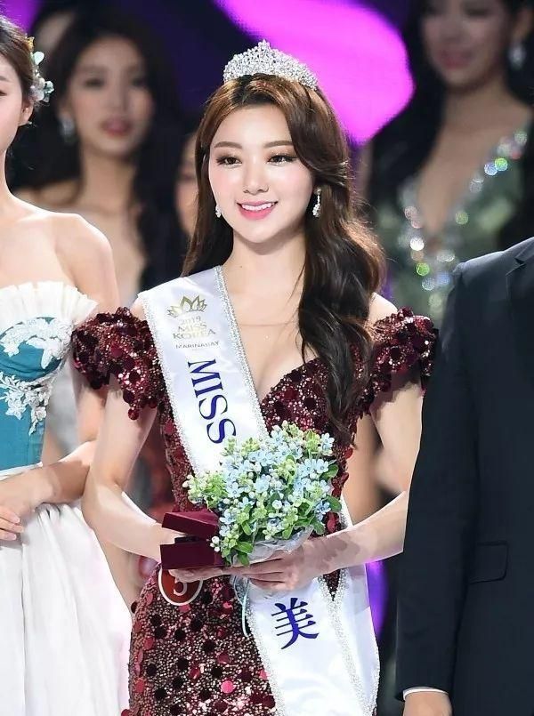 2019届韩国小姐选美大赛落下帷幕,因颜值太低且无辨识