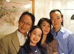 刘墉对儿子严管，对女儿却放养，为何两个孩子都成了名校学霸？