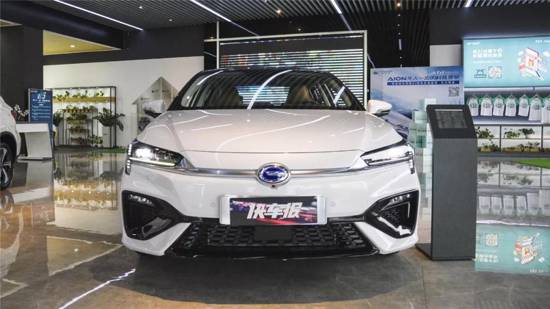 广汽新能源Aion S新增车型卖14.68万元起，综合续航里程为410km