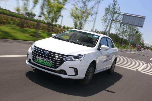 「卡叔说车」宋Pro DM三擎变双擎透露出怎样的趋势信息?(下)