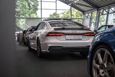 这一代奥迪贯穿式尾灯里你最喜欢谁？