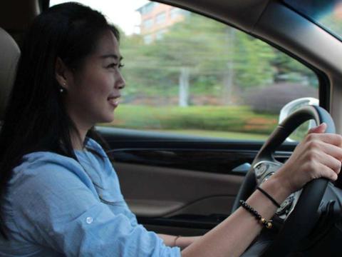 开车跑高速用外循环还是内循环？这题还不会别上高速了，为你好