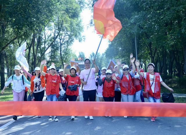 今天500别墅齐聚包头奥林匹克公园,这是在做?上海villa周边多人v别墅图片