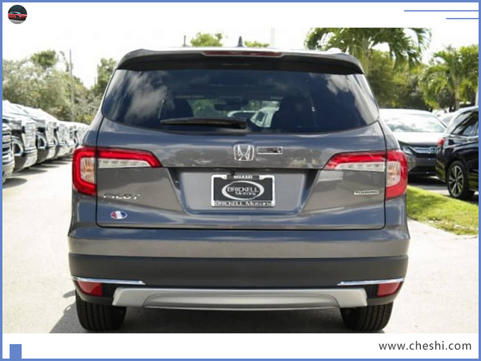 实拍本田大8座SUV,配3.5L+9AT,将入华