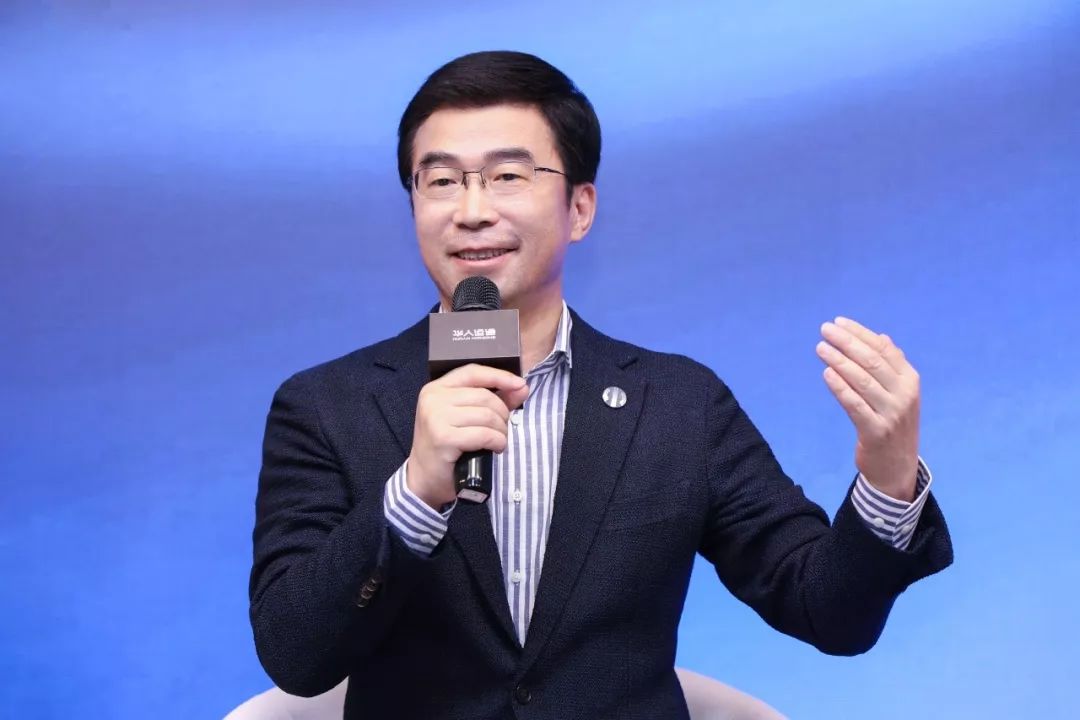 丁磊的高合HiPhi,华人运通的新地平线