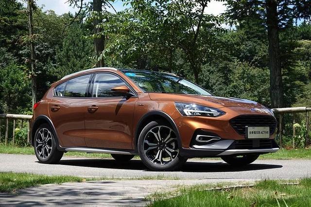 又一街车变身SUV 试驾福克斯Active