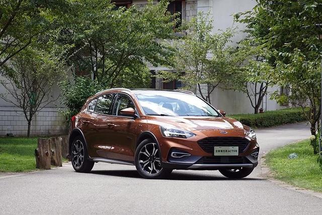 又一街车变身SUV 试驾福克斯Active