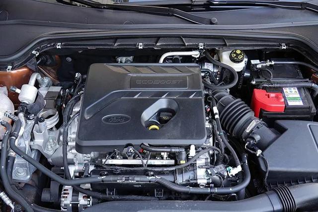 又一街车变身SUV 试驾福克斯Active