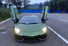 汽车视频：2015款兰博基尼700-4