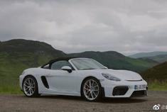 2020年白色保时捷718-还是白色的好看，你们觉得呢？