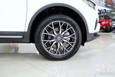 实拍吉利博越PRO外观，外形更为立体、更有气势！