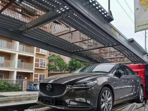 全新阿特兹卸车到店，帅到掉渣，网友：东瀛宝马这车估计要火！