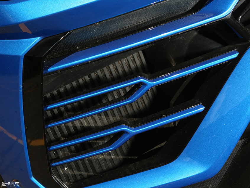兰博基尼Urus 享受驾驶之首款超级SUV