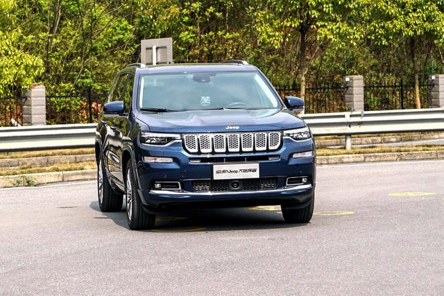 7座SUV可以性能全面吗?Jeep大指挥官值不值得买