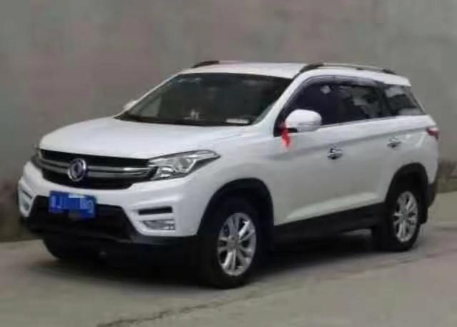 迎合年轻人的口味,东风风光s560,因智联而致胜