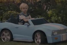 一起来看看斯巴鲁海外版广告小合集