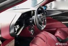 2020款迈凯伦超级跑车，顶尖超跑工艺带来极致的体验。