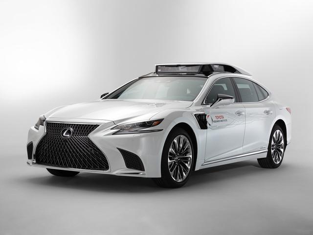 因存安全隐患,雷克萨斯加入召回大军,涉及ES、UX等多款热销车