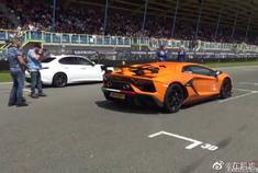 挑战各种超跑的兰博基尼Aventador SVJ，我喜欢它那霸气的外观。