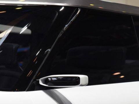 吉利终于换掉“回字纹”！颜值高开门方式更大胆