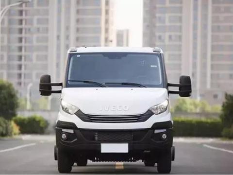 「旌航房车」重磅登场！3D首发！6.5吨进口依维柯C型房车