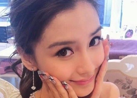 新娘可以自己化妆吗 新娘化妆时的注意事项