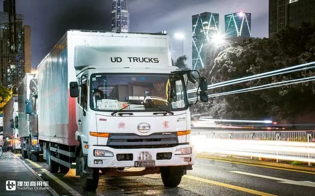 香港卡车司机的代驾 在内地开港车的 骑师 一族生活方式揭秘 新浪汽车