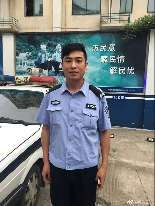 浙江协警台风中救人不幸牺牲 曾参与上百次救援