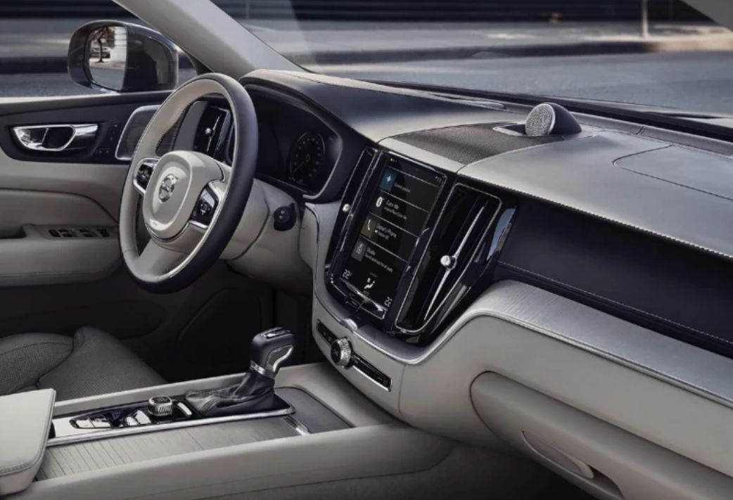 沃尔沃XC60上市:取消顶配运动车型 部分价格下调