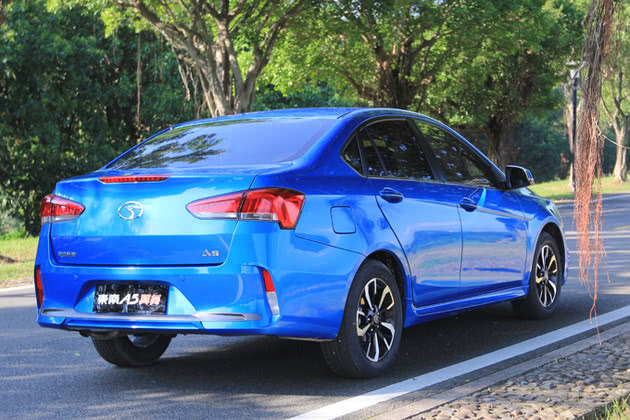 真正的“百姓车”,不足5万,三菱引擎+独悬,堪比20万合资车