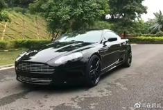 V12阿斯顿马丁跑车东莞实拍，外形威武霸气，内饰简单大气。