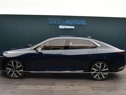 二十万可以买什么新能源汽车？我推荐这一辆，高科技含量十足！